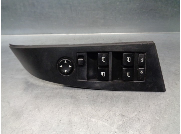 Recambio de mando elevalunas delantero izquierdo para bmw serie 5 berlina (e60) 3.0 turbodiesel cat referencia OEM IAM 6939098 