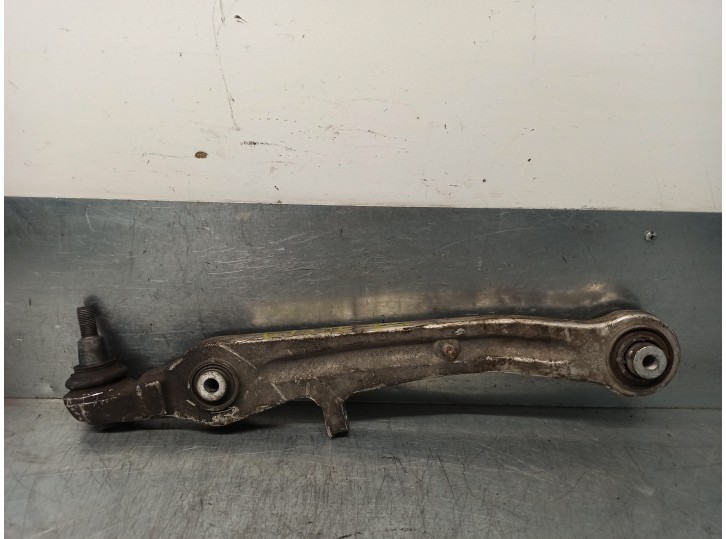 Recambio de brazo suspension inferior delantero izquierdo para audi a8 (4e2) 3.0 tdi quattro referencia OEM IAM 4E0407155C 