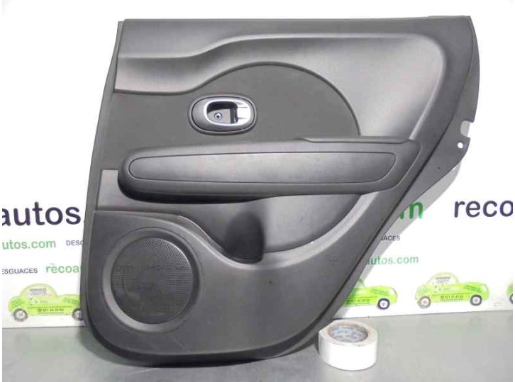 Recambio de guarnecido puerta trasera derecha para kia soul ( ) 1.6 gdi cat referencia OEM IAM 83320B2000  5 PUERTAS