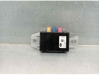 Recambio de antena para land rover range rover sport 3.0 td v6 cat referencia OEM IAM DPLA19C097BA 