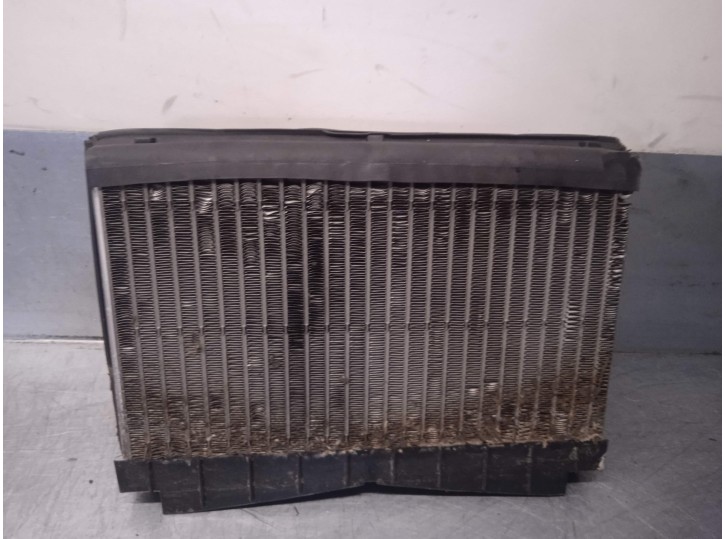Recambio de evaporador aire acondicionado para audi a8 (4e2) 3.0 tdi quattro referencia OEM IAM 4E0820103A 