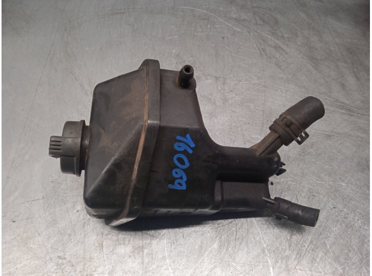 Recambio de deposito liquido direccion para audi a8 (4e2) 3.0 tdi quattro referencia OEM IAM 4E0422373N 