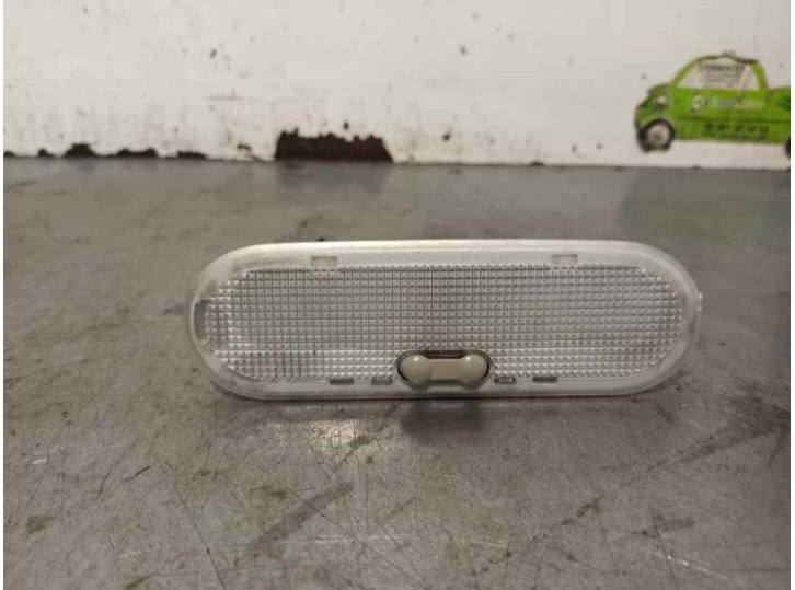 Recambio de luz interior para dacia lodgy 1.6 cat referencia OEM IAM 8200074362 