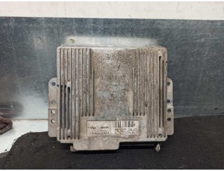 Recambio de centralita motor uce para renault laguna (b56) 1.8 referencia OEM IAM 7700867292 S103717115B SIEMENS