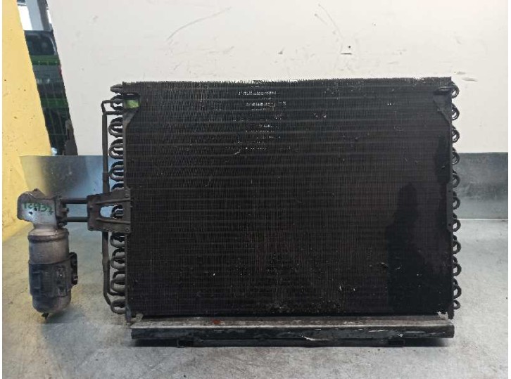 Recambio de condensador / radiador aire acondicionado para renault laguna (b56) 1.8 referencia OEM IAM 7701038227  