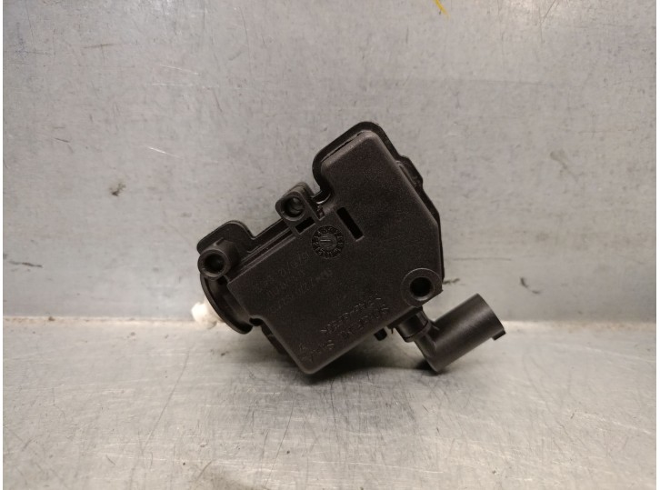 Recambio de motor tapa deposito combustible para bmw 3 touring (f31) 320 d referencia OEM IAM 7270792A02 67117270792 