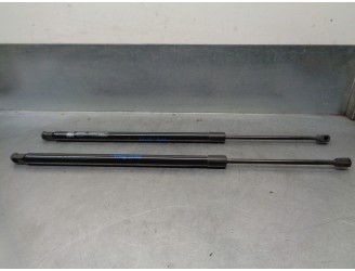Replacement trunk / tailgate dampers for Hyundai i40 CW 1.7 CRDi cat OEM IAM reference 817803Z000 
