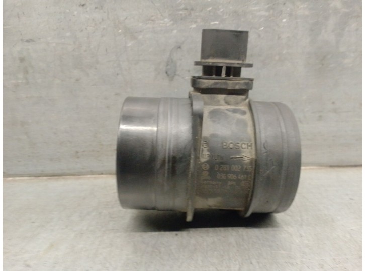 Replacement air flow meter for Audi A4 B8 (8K2) 2.0 TDI OEM IAM reference 03G906461C 0281002735 BOSCH