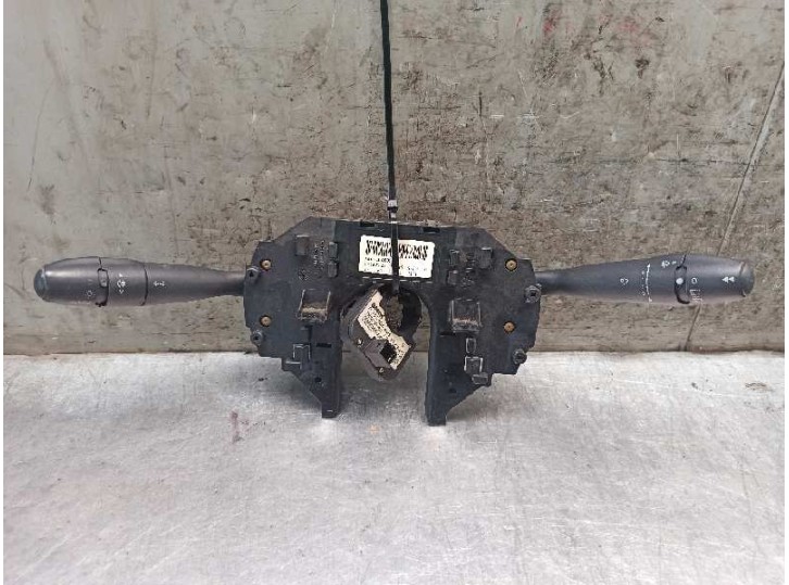 Recambio de mando luces para citroën c4 berlina lx referencia OEM IAM 96621665XT  