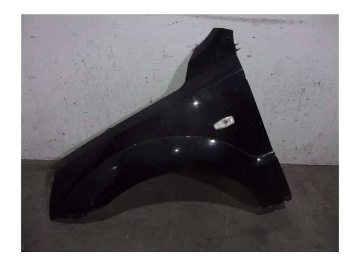 Replacement front left fender for Kia Sorento 2.5 CRDi OEM IAM reference 663113E141 BLACK 