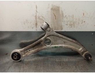 Replacement front right lower suspension arm for hyundai i40 cw 1.7 crdi cat OEM IAM reference 545013Z000 