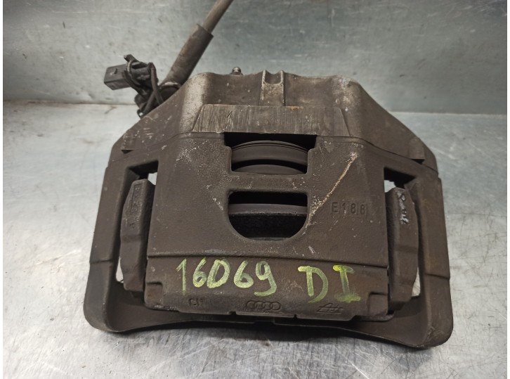 Recambio de pinza freno delantera izquierda para audi a8 (4e2) 3.0 tdi quattro referencia OEM IAM 4F0615123 
