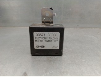 Recambio de modulo electronico para kia sorento 2.5 crdi referencia OEM IAM 935713E000  