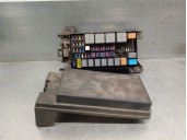 Replacement relay / fuse box for Kia Sorento 2.5 CRDi OEM IAM reference 911613E010 SEWON