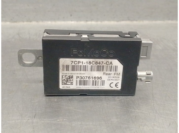 Recambio de antena para volvo v40 hatchback (525) d2 referencia OEM IAM P30761696 7CP118C847CA