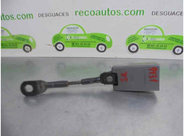 Recambio de enganche cinturon para dodge caliber 1.8 16v cat referencia OEM IAM 1CY351DAAA  5 PUERTAS