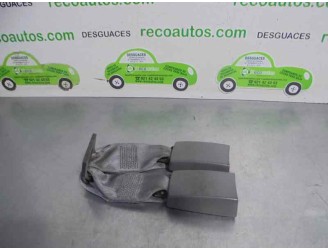 Recambio de enganche cinturon para dodge caliber 1.8 16v cat referencia OEM IAM 0YX161DAAB  5 PUERTAS