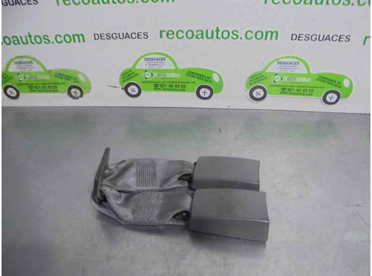 Recambio de enganche cinturon para dodge caliber 1.8 16v cat referencia OEM IAM 0YX161DAAB  5 PUERTAS