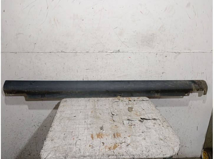 Recambio de faldon lateral para mazda xedos 6 (ca) 1.6 16v referencia OEM IAM 5573050  