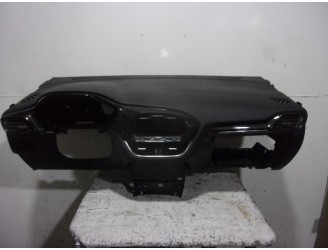 Recambio de salpicadero para ford puma 1.0 ecoboost cat referencia OEM IAM 2523550 NEGRO 