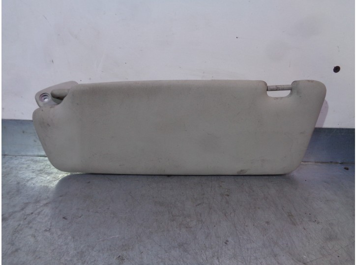 Recambio de parasol derecho para audi a3 (8l) referencia OEM IAM 8P0857552 
