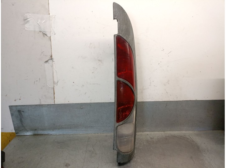 Recambio de piloto trasero derecho para renault kangoo (f/kc0) 1.9 diesel referencia OEM IAM 8200103292 8200103292 VALEO