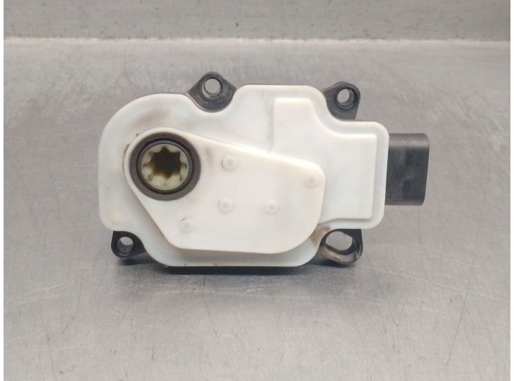 Replacement climate control flap actuator motor for Volvo V40 Hatchback (525) D2 OEM IAM reference DS738476BC 131388800016