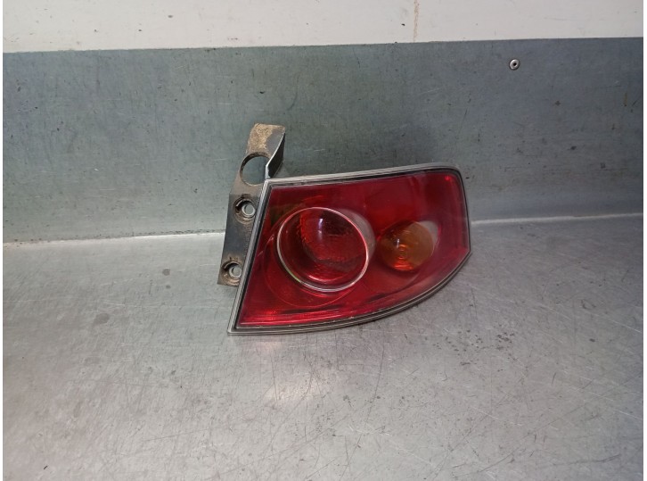 Replacement rear right light for Seat Ibiza (6L1) 1.9 TDi OEM IAM reference 6L6945112B 6L6945112B 