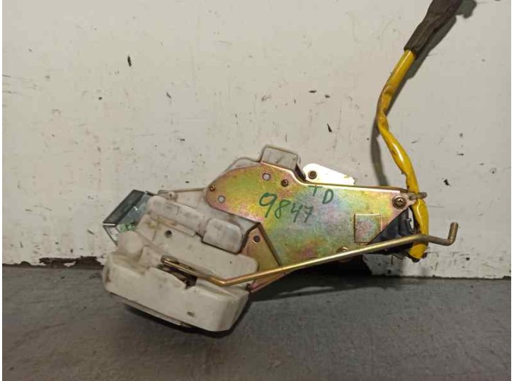 Recambio de cerradura puerta trasera derecha para opel agila básico referencia OEM IAM  3 PINES 5 PUERTAS