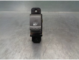 Recambio de mando elevalunas delantero izquierdo para ssangyong kyron 200 xdi limited referencia OEM IAM 8584009000HCC 