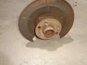 Recambio de puente trasero para opel combo d 1.3 16v cdti referencia OEM IAM PARA DISCOS 4 AGUJEROS BURRA 2