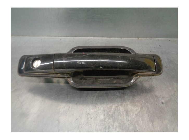 Front right exterior door handle replacement part for SsangYong Kyron 200 XDI Limited OEM IAM reference 7245031000 5 DOORS