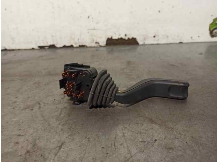 Recambio de mando limpia para opel agila básico referencia OEM IAM 90124931  