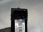 Recambio de mando elevalunas delantero derecho para hyundai i40 cw 1.7 crdi cat referencia OEM IAM 935753Z000 