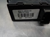Recambio de mando elevalunas delantero derecho para hyundai i40 cw 1.7 crdi cat referencia OEM IAM 935753Z000 