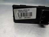 Replacement rear left window switch for Hyundai i40 CW 1.7 CRDi CAT OEM IAM reference 935803Z0004X 
