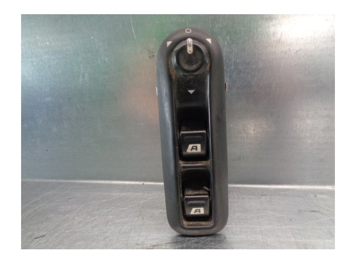 Recambio de mando elevalunas delantero izquierdo para fiat tipo ii (357) fam easy referencia OEM IAM 7356323520 