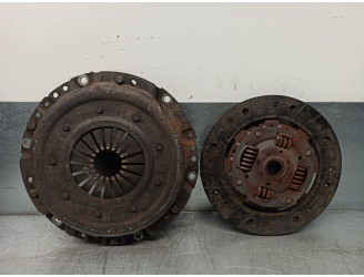 Recambio de kit embrague para lancia dedra berl. 1.9 turbodiesel referencia OEM IAM 5890853 322015010 LUK