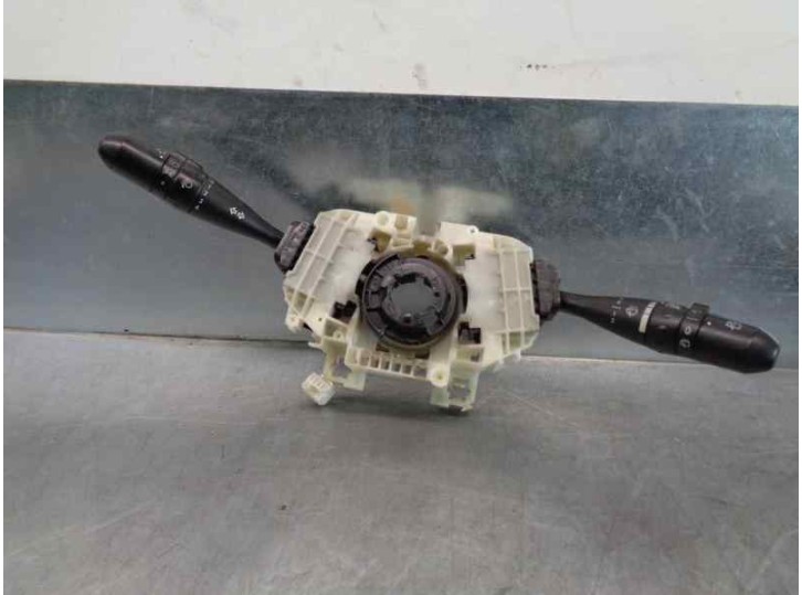 Recambio de mando luces para mitsubishi colt berlina 5 (z30a) 1.1 cat referencia OEM IAM MR986420  