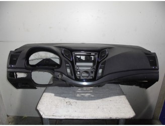 Replacement dashboard for Hyundai i40 CW 1.7 CRDi cat OEM IAM reference 847103Z000HZ BLACK 
