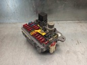 Recambio de caja reles / fusibles para mg serie 200 (rf) 200 vi (3-ptas.) referencia OEM IAM YQE102470  