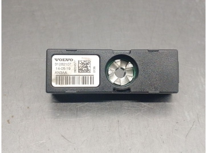 Recambio de antena para volvo v40 hatchback (525) d2 referencia OEM IAM 31282107 