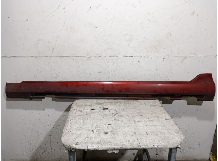 Recambio de faldon lateral para volvo v60 i (155) d3 / d4 referencia OEM IAM 31349673 31349673 