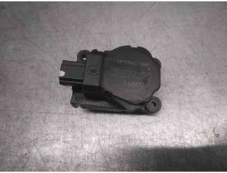 Recambio de motor calefaccion para land rover discovery v6 td edition 60 yrs referencia OEM IAM MF1138002320 MF1139300681 DENSO