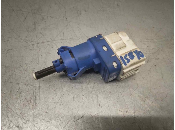 Recambio de interruptor para land rover discovery v6 td edition 60 yrs referencia OEM IAM 7E5T9G854AA 