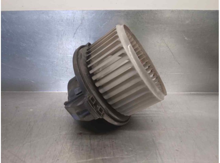 Recambio de motor calefaccion para land rover discovery v6 td edition 60 yrs referencia OEM IAM JGC500050 MF0160700870 