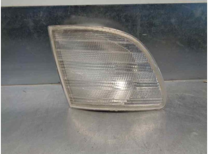 Recambio de piloto delantero derecho para mercedes-benz clase v (w638) v 230   (638.234) referencia OEM IAM A6388200921  