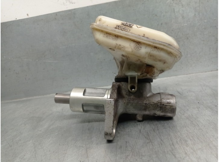 Recambio de bomba freno para skoda superb i (3u4) 2.0 tdi referencia OEM IAM 8E0611301G  320670094