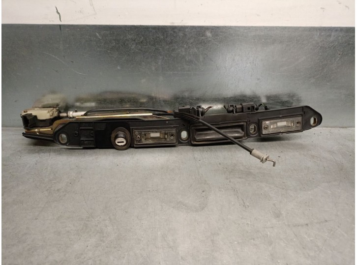 Recambio de maneta exterior porton para skoda superb i (3u4) 1.9 tdi referencia OEM IAM 3B5827297  