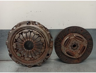 Recambio de kit embrague para dacia logan mcv 1.5 dci diesel cat referencia OEM IAM 8200950609 